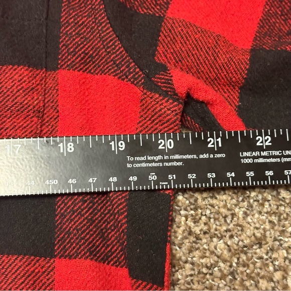 Aeropostale Red and Black Plaid Men's Shirt with Hood - Picture 7 of 11